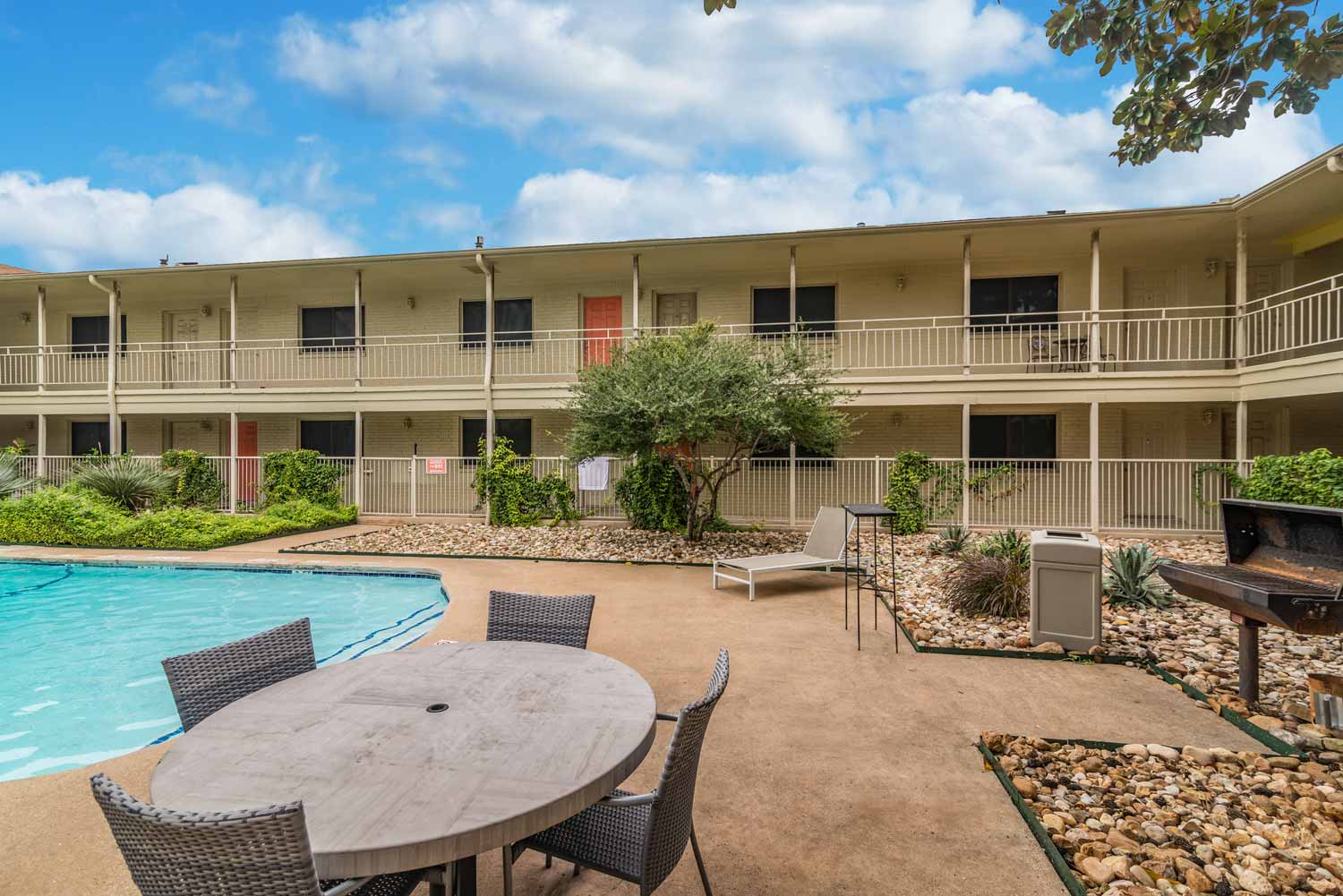 Cooper Street Capital Apartment Management Investments Multi-Family Property Operations
