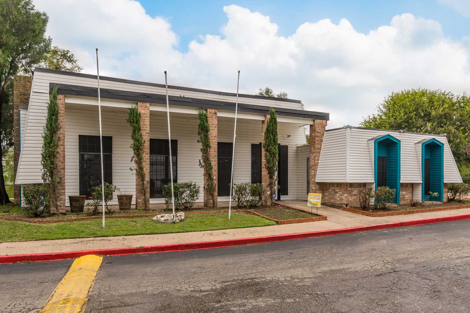 Cooper Street Capital Apartment Management Investments Multi-Family Property Operations
